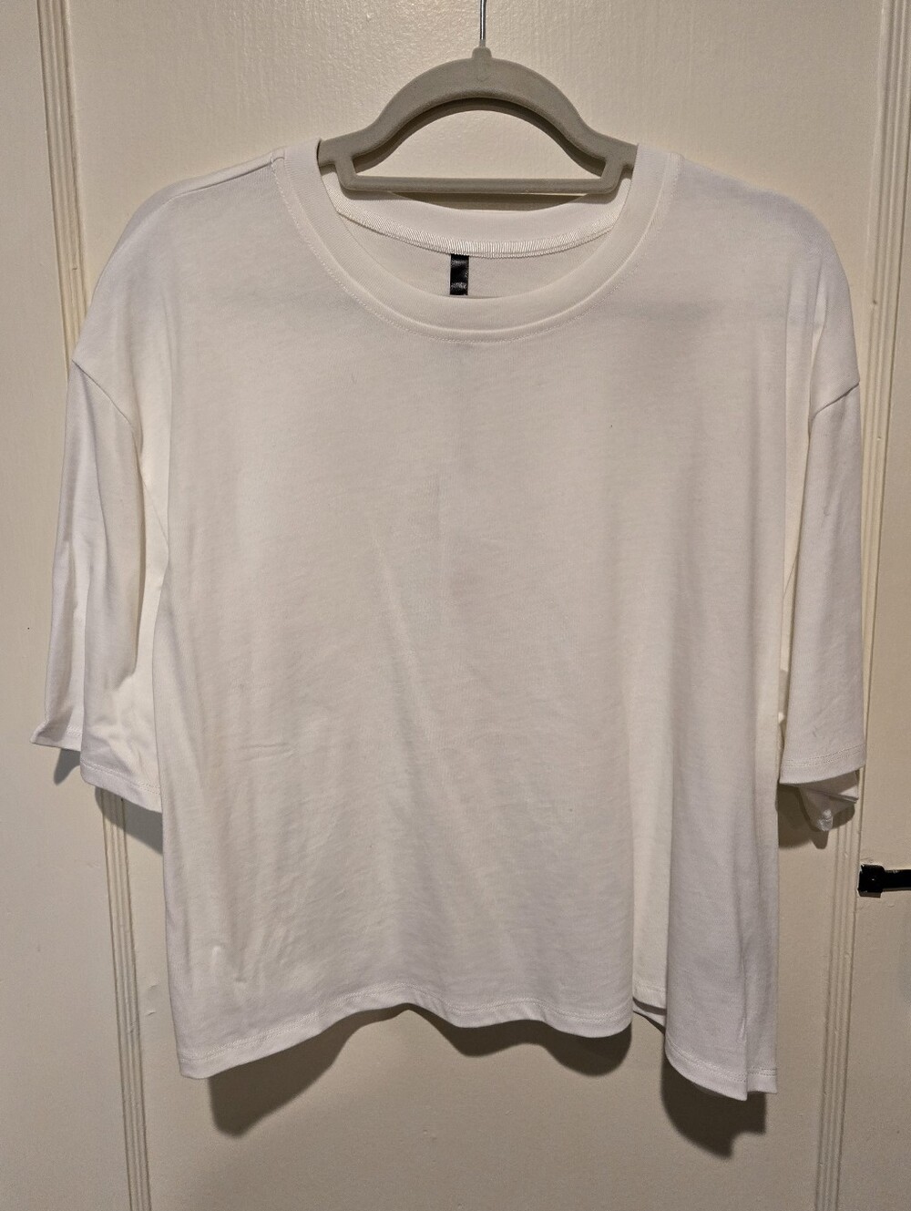NWT UGG Tana Cropped Tee White 100% Organic Cotton Size XL